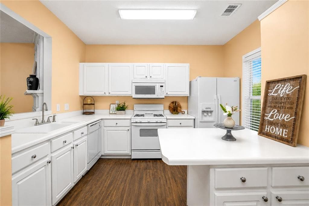 2 bedroom, 3 bathroom, 1,218 sq ft condominium for rent at 1745 Kilmington Court, Alpharetta, GA 30009 for $2,000 a month — photo 7