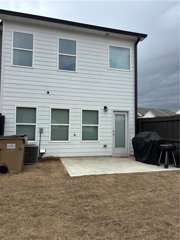 3 bedroom, 3 bathroom, 1,383 sq ft townhouse under contract at 251 Regent Park, Hoschton, GA 30548 — photo 10