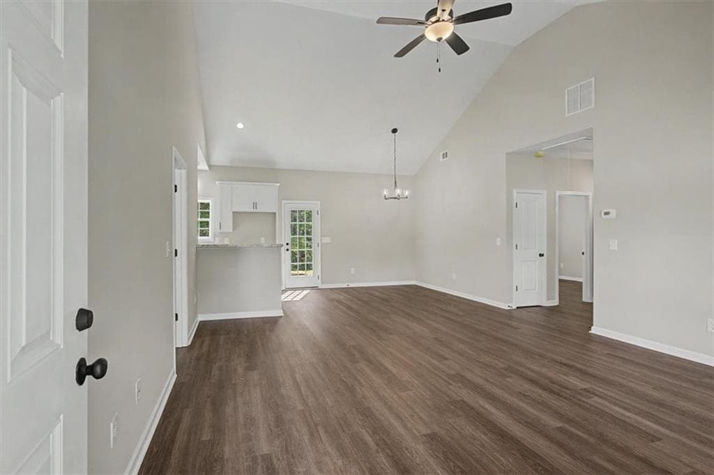 3 bedroom, 2 bathroom, 1,231 sq ft single family residence for sale at 201 Loftis Road, Temple, GA 30179 — photo 4