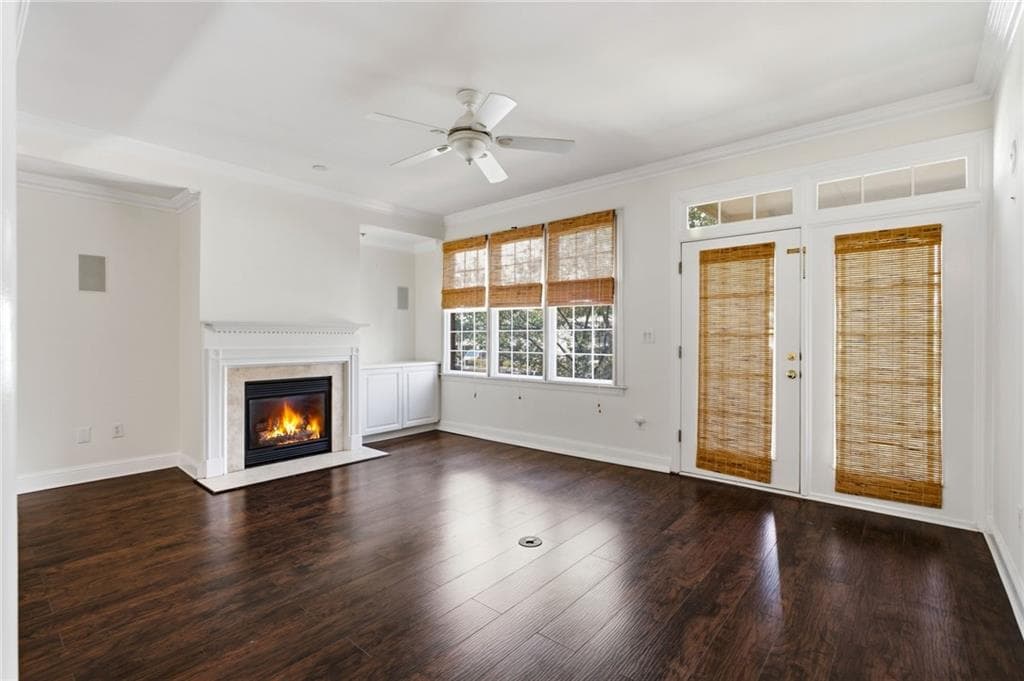1 bedroom, 1 bathroom, 1,114 sq ft condominium for sale at 1735 Peachtree Street 304, Atlanta, GA 30309 — photo 1 of 22