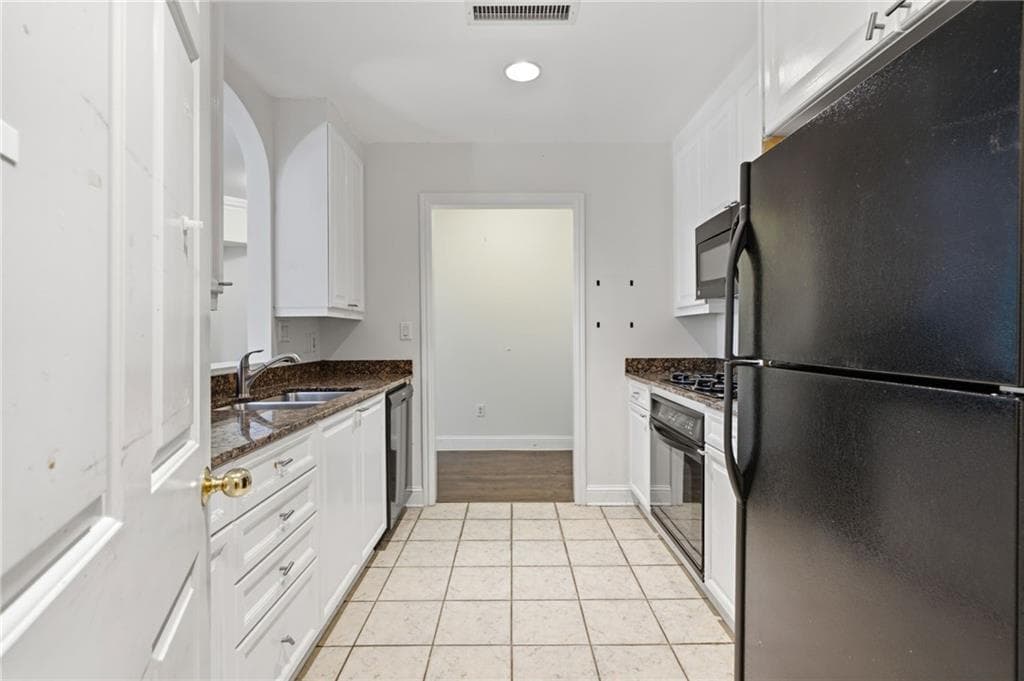 1 bedroom, 1 bathroom, 1,114 sq ft condominium for sale at 1735 Peachtree Street 304, Atlanta, GA 30309 — photo 8