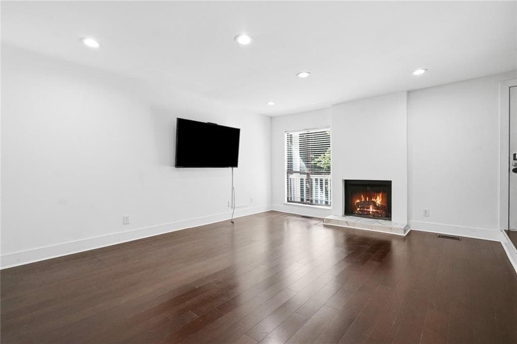 3 bedroom, 4 bathroom, 1,532 sq ft townhouse for sale at 2226 Spring Walk Court, Atlanta, GA 30341 — photo 3