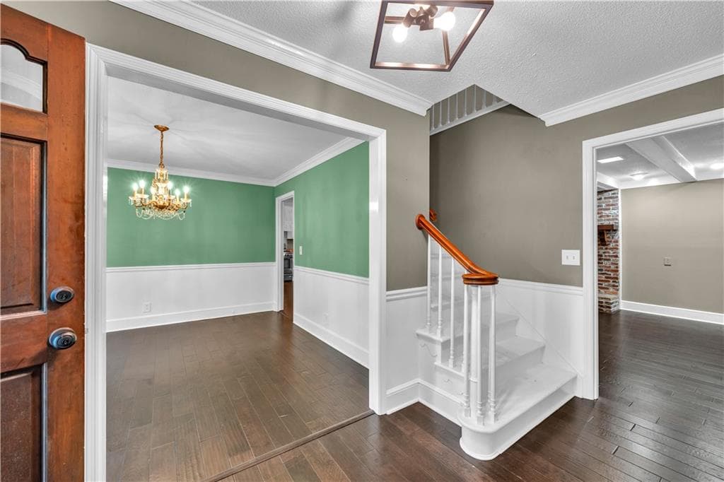 3 bedroom, 3 bathroom, 2,364 sq ft single family residence under contract at 4476 Rivoli Drive, Macon, GA 31210 — photo 3