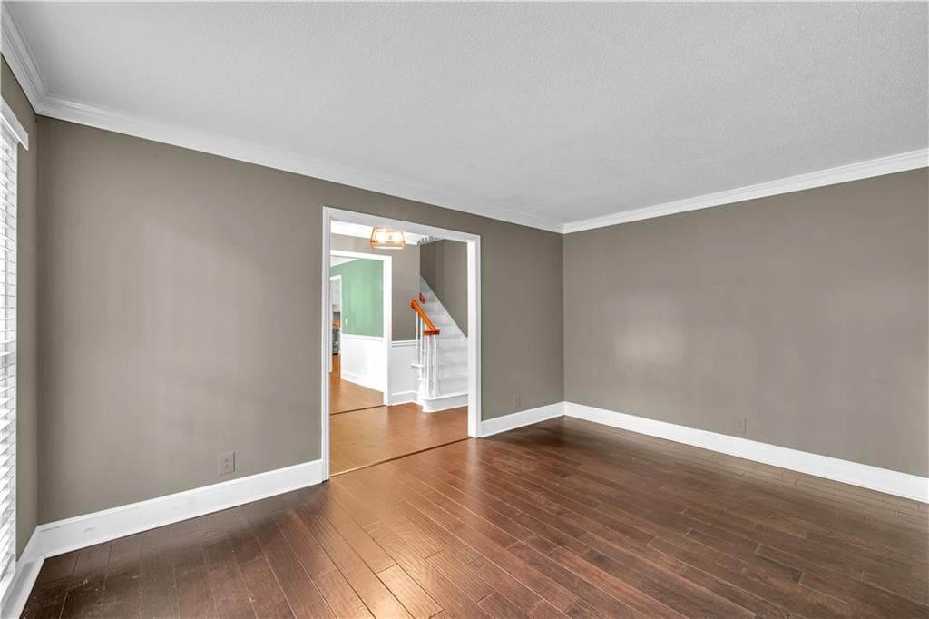 3 bedroom, 3 bathroom, 2,364 sq ft single family residence under contract at 4476 Rivoli Drive, Macon, GA 31210 — photo 8