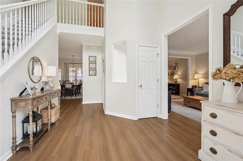 4 bedroom, 3 bathroom, 2,620 sq ft single family residence for sale at 605 Silverberry Lane, Sugar Hill, GA 30518 — photo 3