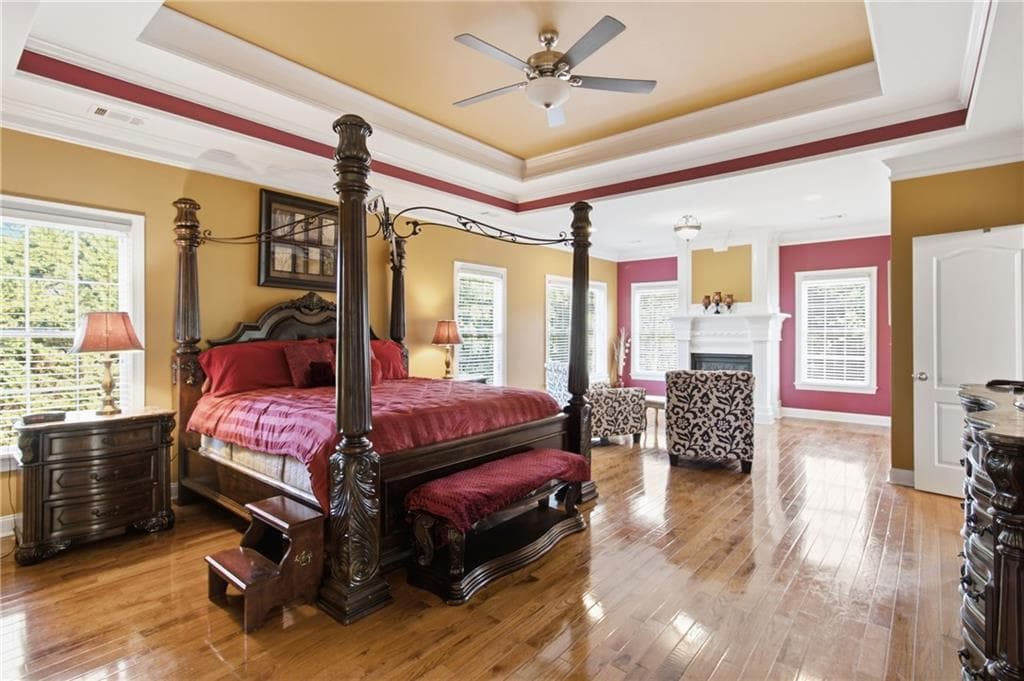 7 bedroom, 6 bathroom, 6,037 sq ft single family residence for sale at 215 Fox Glove Drive, Covington, GA 30016 — photo 4