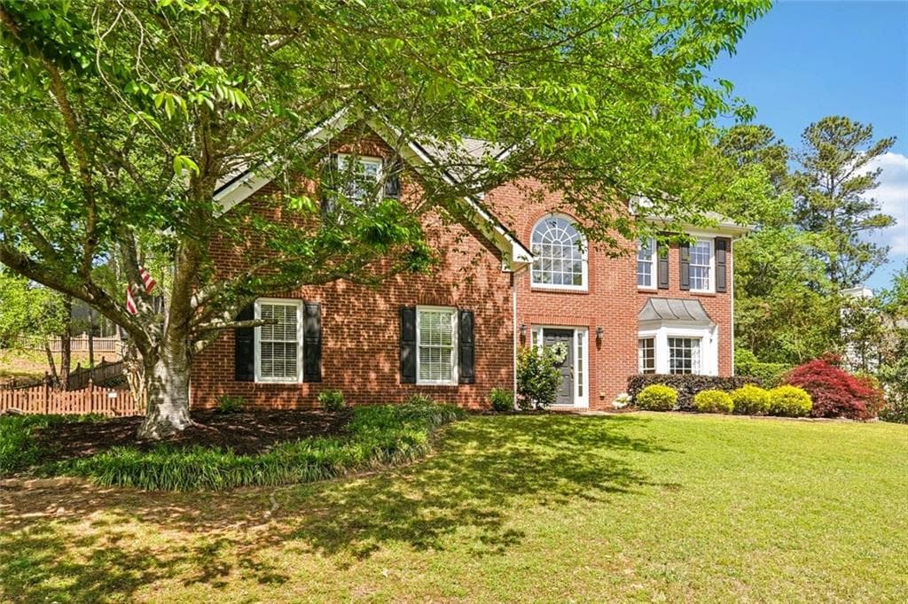 4 bedroom, 3 bathroom, 2,620 sq ft single family residence for sale at 605 Silverberry Lane, Sugar Hill, GA 30518 — photo 1 of 26