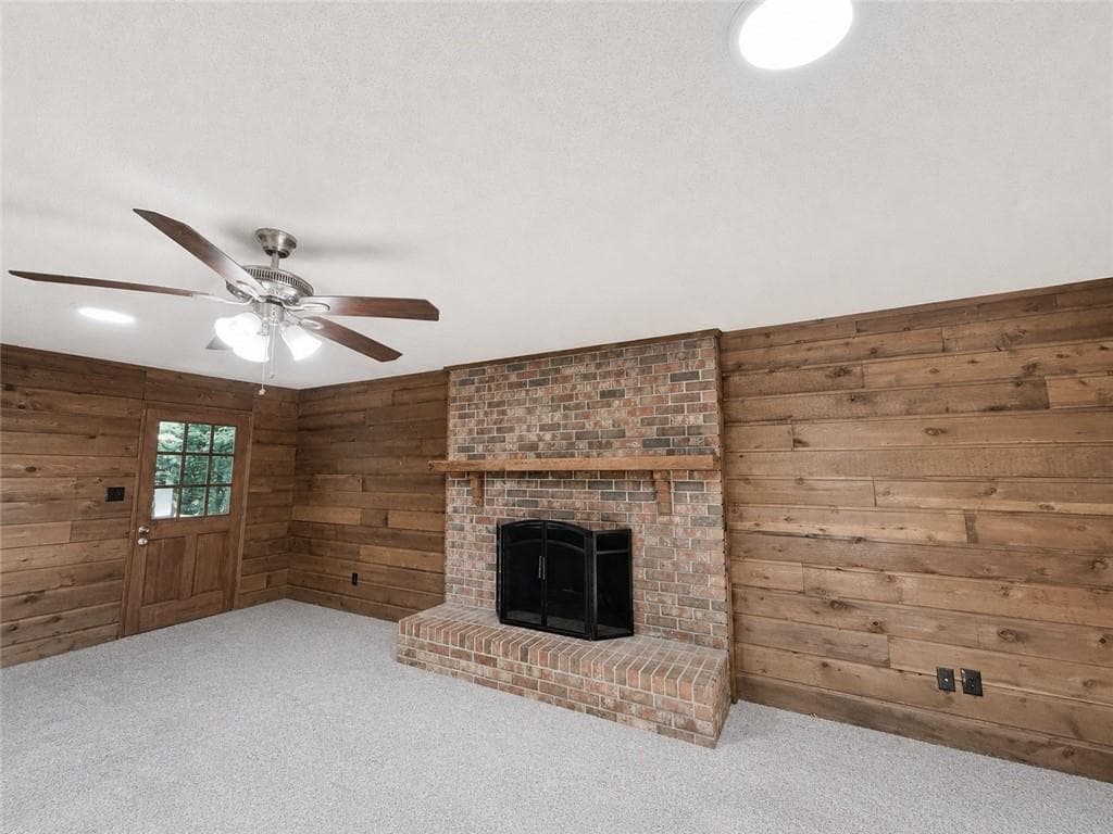 3 bedroom, 2 bathroom, 1,475 sq ft single family residence under contract at 3229 Fern Valley Drive, Marietta, GA 30008 — photo 4