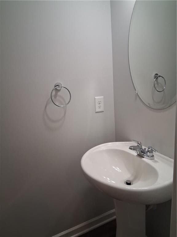 3 bedroom, 3 bathroom, 1,589 sq ft townhouse for sale at 1990 E Millstream Hollow, Conyers, GA 30012 — photo 5