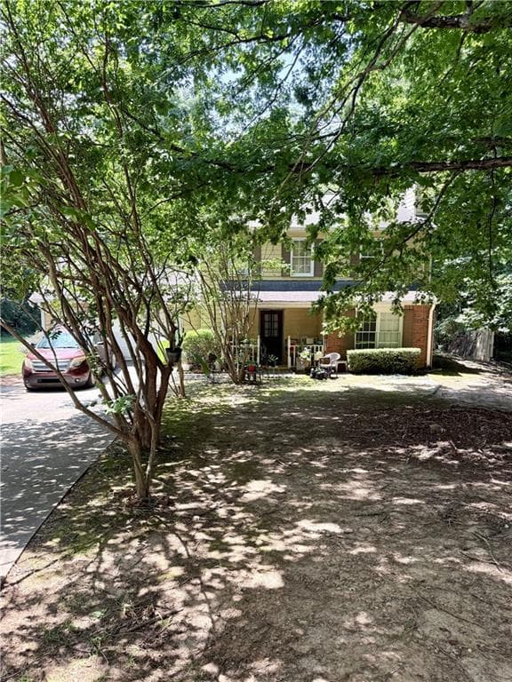3 bedroom, 3 bathroom, 1,409 sq ft single family residence for sale at 306 Remington Trail, Ellenwood, GA 30294