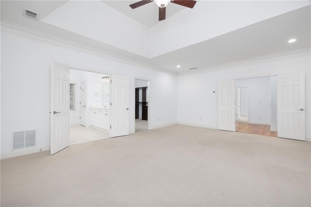 3 bedroom, 4 bathroom, 2,070 sq ft townhouse for rent at 5468 Wentworth Street, Sandy Springs, GA 30342 for $4,000 a month — photo 6