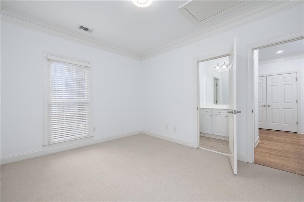 3 bedroom, 4 bathroom, 2,070 sq ft townhouse for rent at 5468 Wentworth Street, Sandy Springs, GA 30342 for $4,000 a month — photo 8