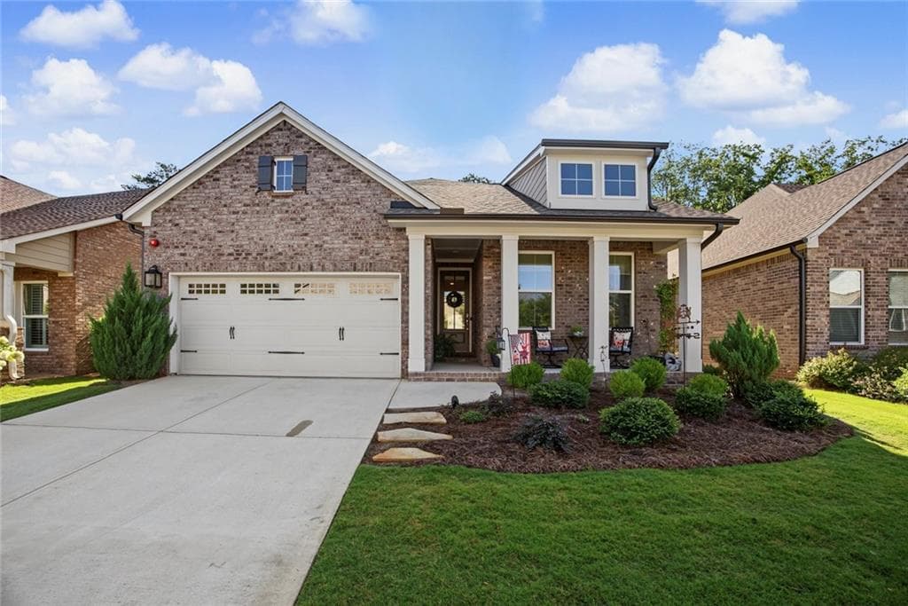 2 bedroom, 3 bathroom, 2,085 sq ft single family residence for sale at 308 Carriage Glen Lane, Woodstock, GA 30188 — photo 5
