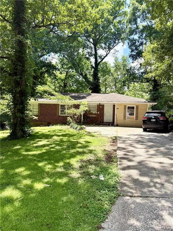 4 bedroom, 2 bathroom, 1,621 sq ft single family residence under contract at 3969 Kirksford Drive, Decatur, GA 30035