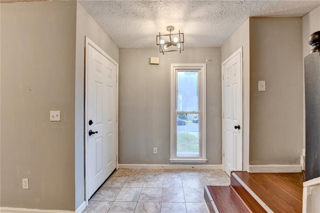 3 bedroom, 3 bathroom, 1,766 sq ft single family residence for rent at 1181 Izod Court, Lawrenceville, GA 30044 for $2,200 a month — photo 4