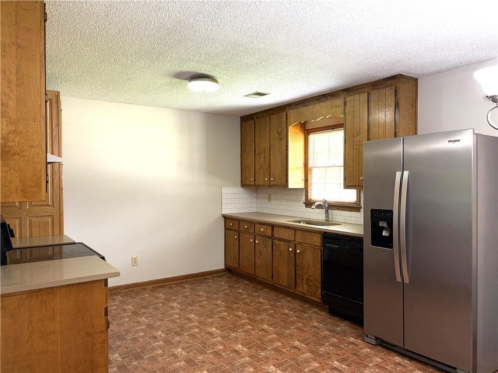 3 bedroom, 2 bathroom, 1,482 sq ft single family residence for rent at 585 Wayside Drive, Lawrenceville, GA 30046 for $1,950 a month — photo 8
