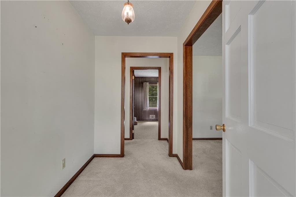 3 bedroom, 2 bathroom, 1,865 sq ft single family residence under contract at 3970 N Martin Way, Lithia Springs, GA 30122 — photo 8