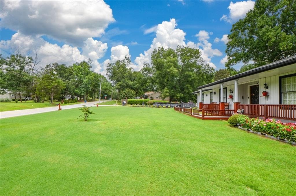3 bedroom, 2 bathroom, 1,998 sq ft single family residence for sale at 2896 Stanton Road, Conyers, GA 30094 — photo 6