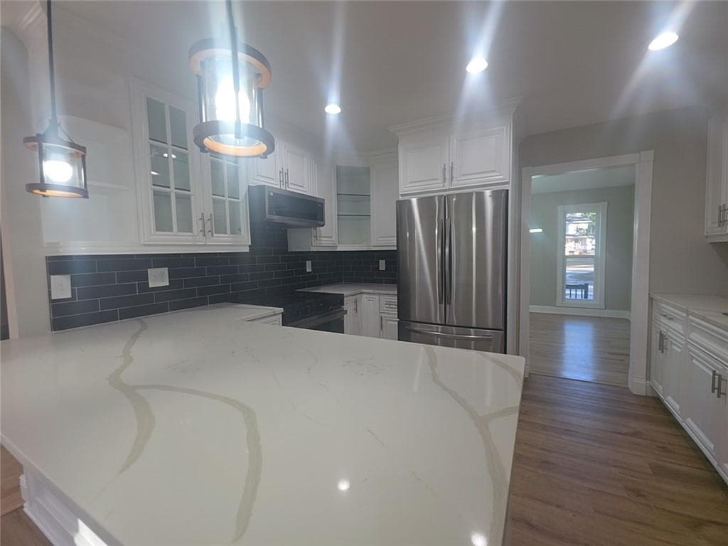 5 bedroom, 3 bathroom, 3,514 sq ft single family residence for sale at 1483 Hidden Hills Parkway, Stone Mountain, GA 30088 — photo 4