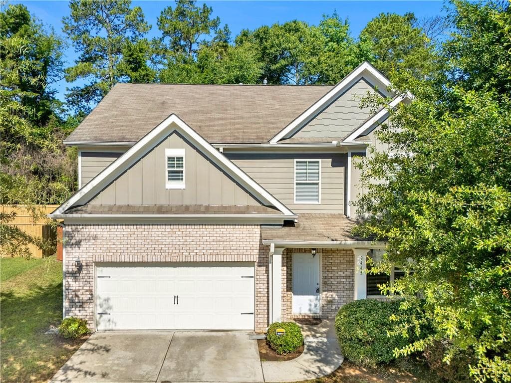 4 bedroom, 3 bathroom, 2,786 sq ft single family residence under contract at 2445 Overlook Avenue, Lithonia, GA 30058