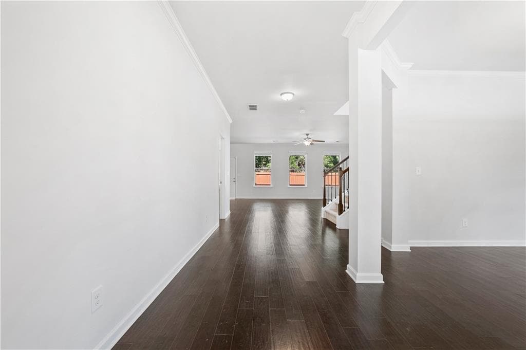 4 bedroom, 3 bathroom, 2,786 sq ft single family residence under contract at 2445 Overlook Avenue, Lithonia, GA 30058 — photo 3