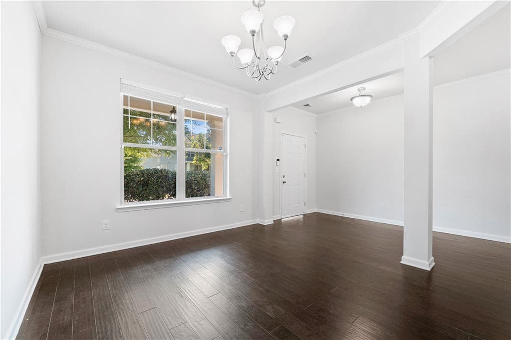 4 bedroom, 3 bathroom, 2,786 sq ft single family residence under contract at 2445 Overlook Avenue, Lithonia, GA 30058 — photo 4