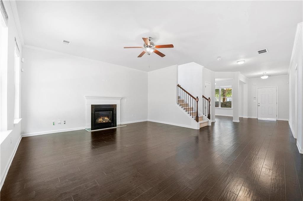 4 bedroom, 3 bathroom, 2,786 sq ft single family residence under contract at 2445 Overlook Avenue, Lithonia, GA 30058 — photo 9