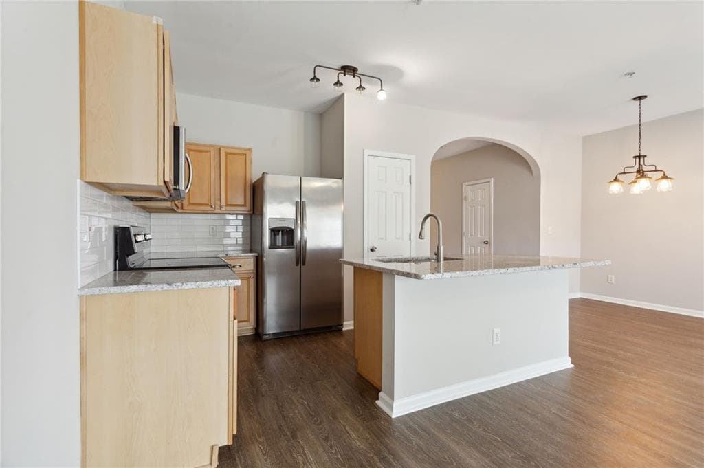 3 bedroom, 3 bathroom, 1,639 sq ft townhouse for rent at 372 Azalea Circle, Cumming, GA 30040 for $1,900 a month — photo 6
