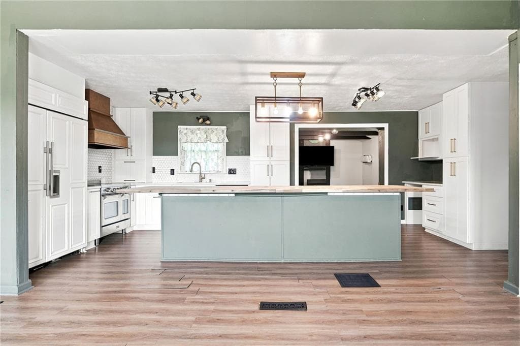 5 bedroom, 2 bathroom, 2,239 sq ft single family residence for sale at 553 Mount Taber Church Road, Dallas, GA 30157 — photo 4