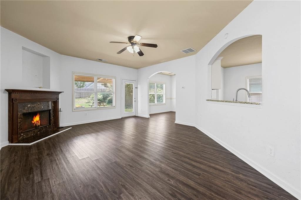 3 bedroom, 3 bathroom, 2,084 sq ft single family residence for sale at 578 Hardy Water Drive, Lawrenceville, GA 30045 — photo 5