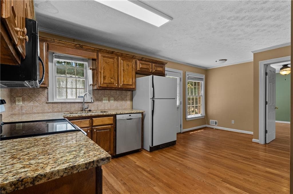 3 bedroom, 3 bathroom, 1,792 sq ft single family residence for sale at 2578 Presidents Walk, Tucker, GA 30084 — photo 8