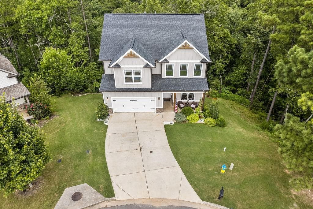 4 bedroom, 3 bathroom, 2,427 sq ft single family residence for sale at 35 Bridgestone Way, Cartersville, GA 30120 — photo 4