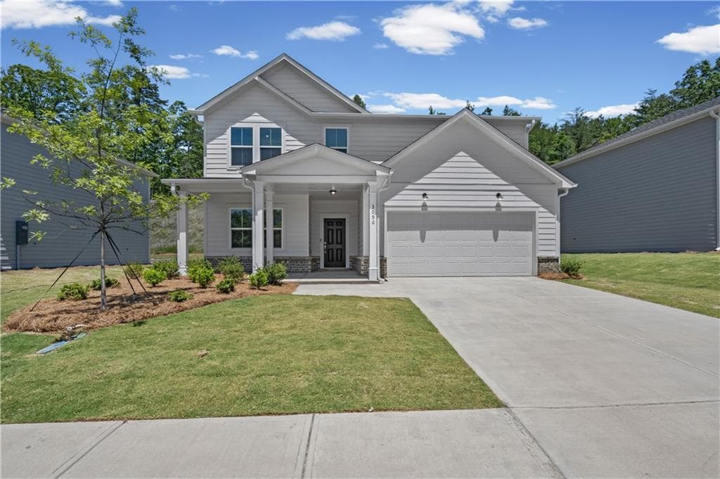 4 bedroom, 3 bathroom, 2,322 sq ft single family residence under contract at 3096 Orwell Drive, Gainesville, GA 30507
