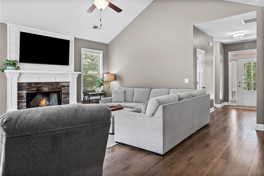 3 bedroom, 2 bathroom, 1,821 sq ft single family residence for sale at 5411 Hightower Trail, Oxford, GA 30054 — photo 9