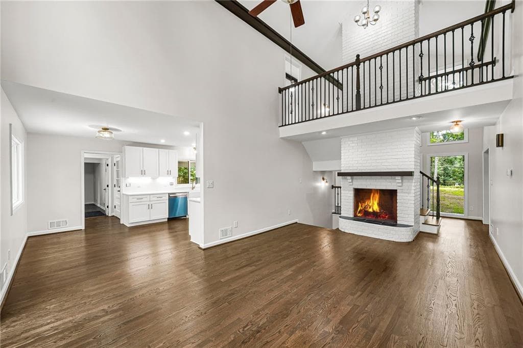 6 bedroom, 5 bathroom, 4,021 sq ft single family residence for sale at 1113 Honeysuckle Drive, Canton, GA 30114 — photo 5