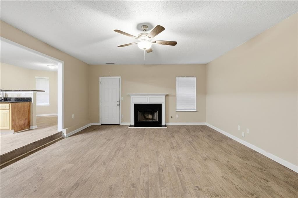 4 bedroom, 3 bathroom, 2,665 sq ft single family residence under contract at 6767 Mancha Street, Atlanta, GA 30349 — photo 8