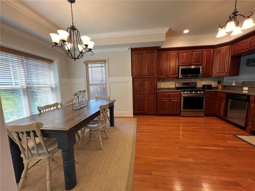2 bedroom, 3 bathroom, 2,582 sq ft single family residence for sale at 2261 Eastgate Drive, Hiawassee, GA 30546 — photo 6