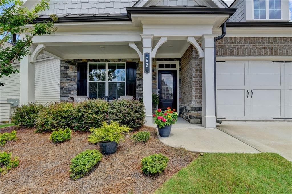 2 bedroom, 2 bathroom, 1,689 sq ft single family residence under contract at 1621 Saddlegate Drive, Canton, GA 30114 — photo 4