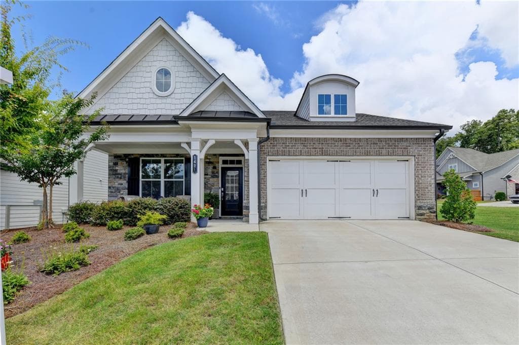 2 bedroom, 2 bathroom, 1,689 sq ft single family residence under contract at 1621 Saddlegate Drive, Canton, GA 30114