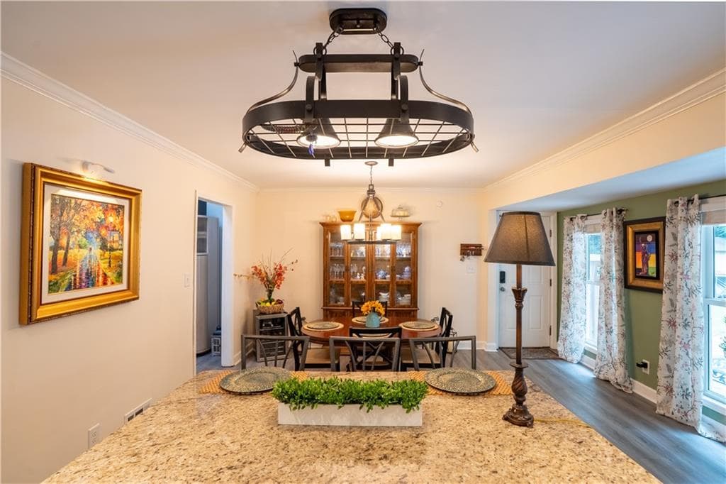 3 bedroom, 2 bathroom, 2,484 sq ft single family residence for sale at 2627 Pinebrook Drive, Gainesville, GA 30506 — photo 7