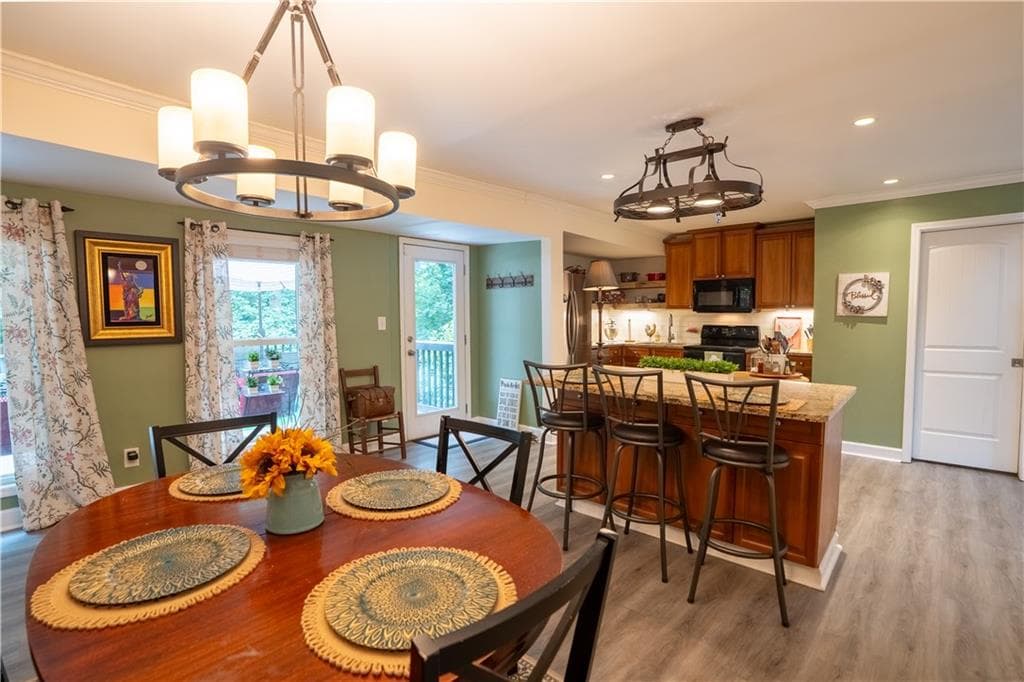 3 bedroom, 2 bathroom, 2,484 sq ft single family residence for sale at 2627 Pinebrook Drive, Gainesville, GA 30506 — photo 10