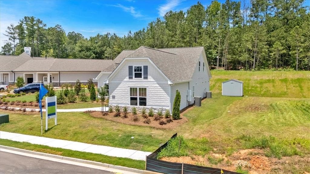 4 bedroom, 3 bathroom, 2,043 sq ft single family residence for sale at 76 Stonebriar Cove, Villa Rica, GA 30180 — photo 2