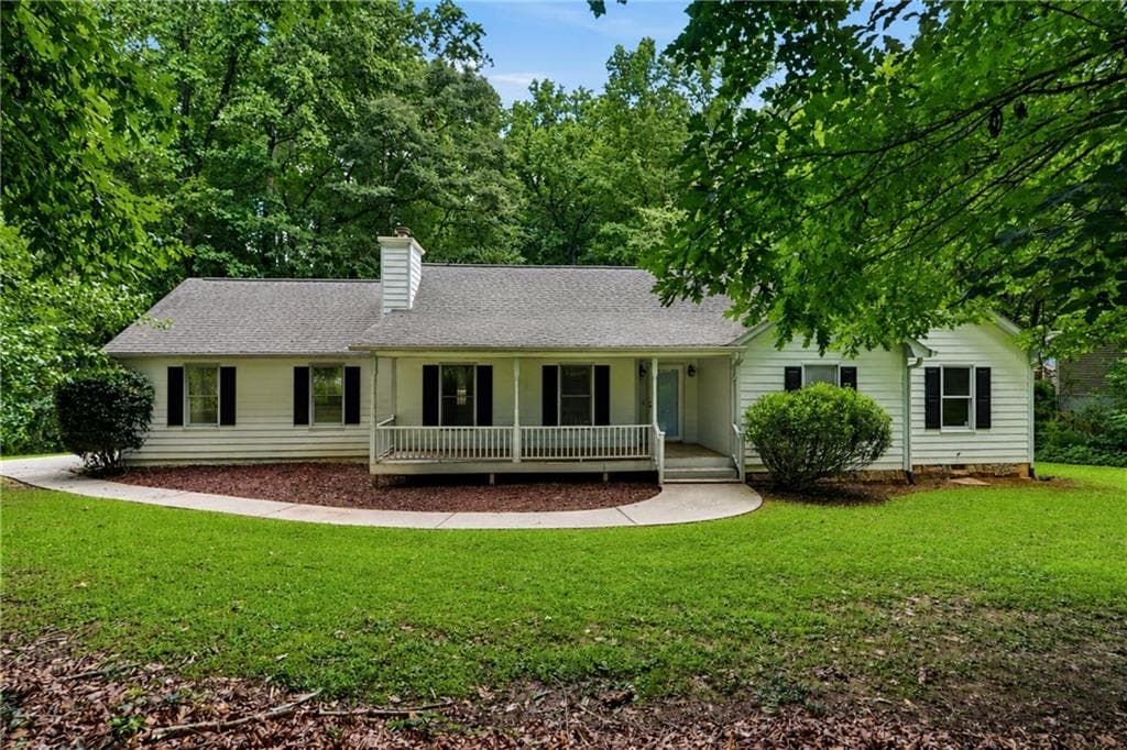 3 bedroom, 2 bathroom, 1,468 sq ft single family residence under contract at 90 Grand Junction, Sharpsburg, GA 30277