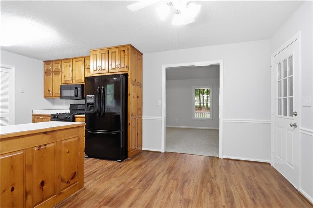 3 bedroom, 2 bathroom, 1,468 sq ft single family residence under contract at 90 Grand Junction, Sharpsburg, GA 30277 — photo 10
