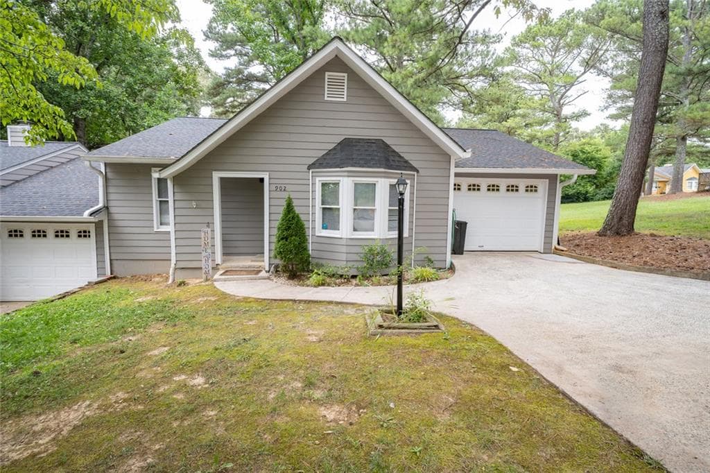 3 bedroom, 2 bathroom, 1,100 sq ft townhouse under contract at 902 Turkey Mountain Boulevard, Rome, GA 30165 — photo 2