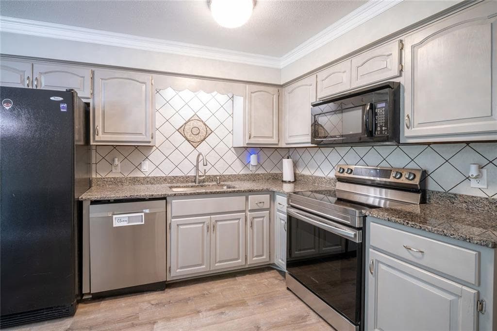 3 bedroom, 2 bathroom, 1,100 sq ft townhouse under contract at 902 Turkey Mountain Boulevard, Rome, GA 30165 — photo 8