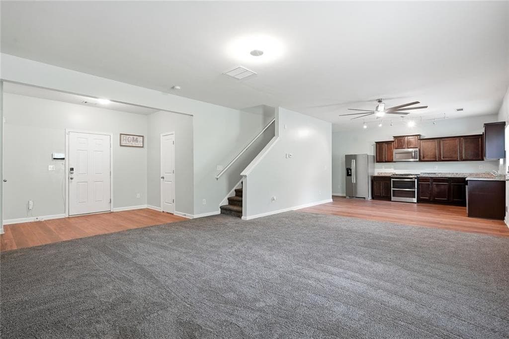 3 bedroom, 3 bathroom, 2,024 sq ft single family residence for sale at 2294 Joplin Street, Jonesboro, GA 30236 — photo 2