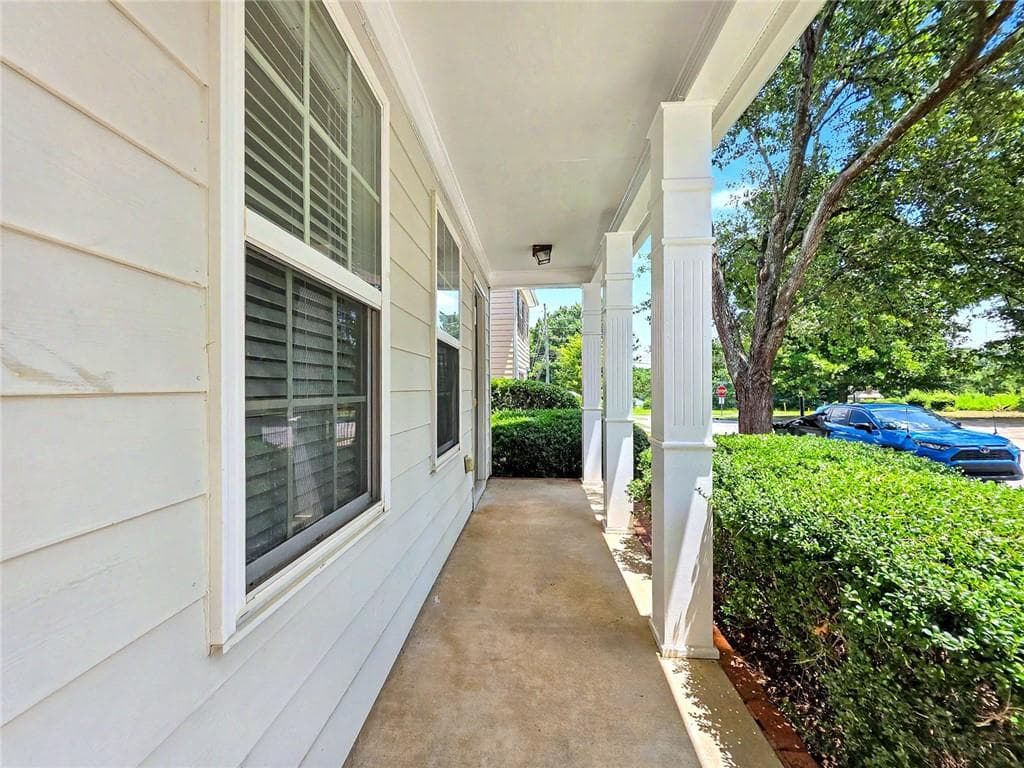 3 bedroom, 3 bathroom, 1,514 sq ft single family residence for sale at 108 Alice Walker Drive, Athens, GA 30607 — photo 4