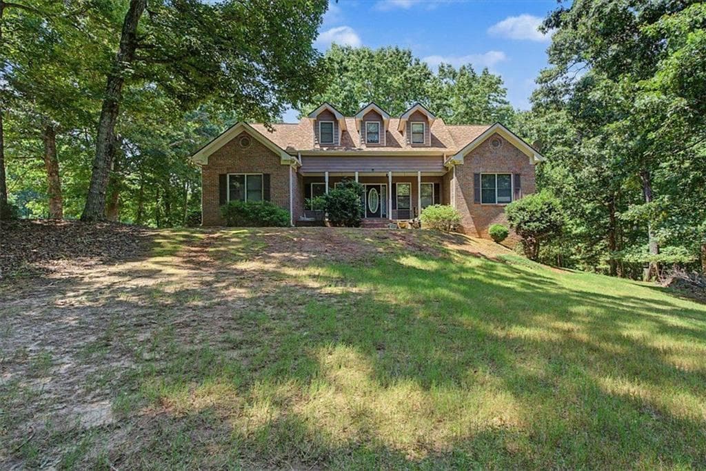5 bedroom, 5 bathroom, 3,808 sq ft single family residence for sale at 6431 Chestnut Hill Road, Flowery Branch, GA 30542
