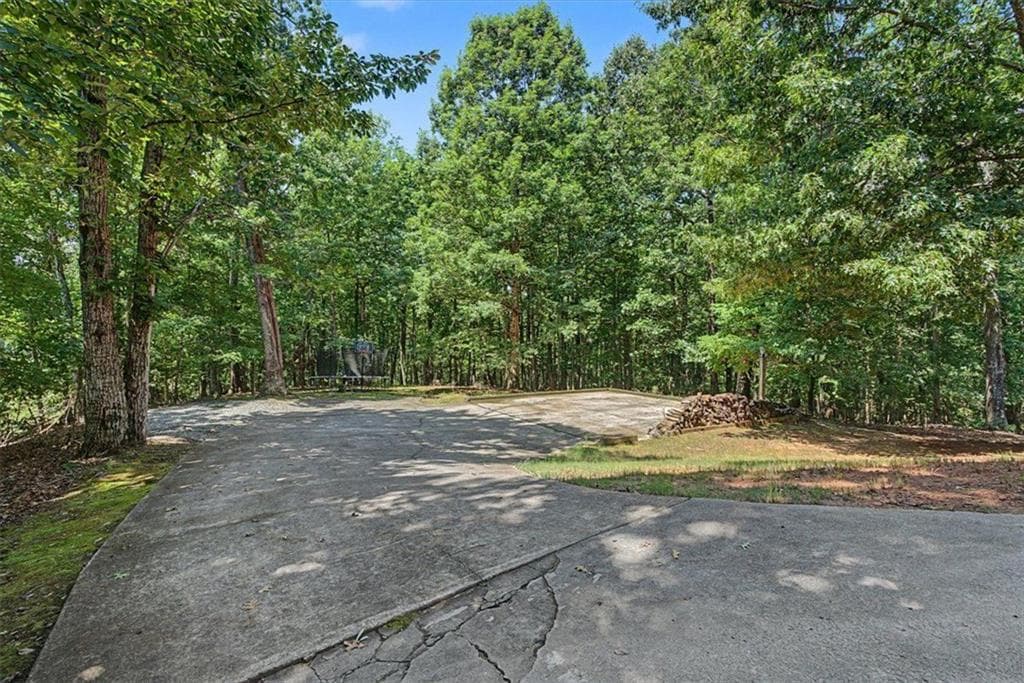 5 bedroom, 5 bathroom, 3,808 sq ft single family residence for sale at 6431 Chestnut Hill Road, Flowery Branch, GA 30542 — photo 5
